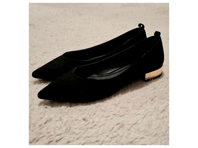 Autre Marque Schwarze Pumps mit goldenem Absatz - Ansicht 10