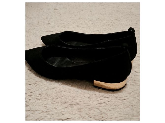 Autre Marque Schwarze Pumps mit goldenem Absatz - Ansicht 8