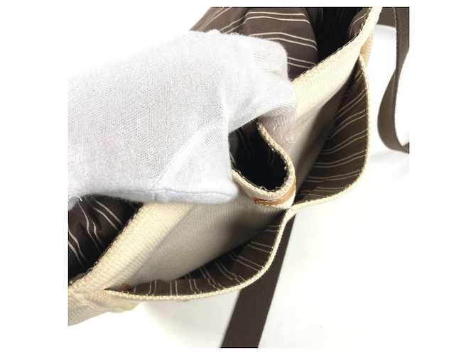 Borsa Messenger PM Antigua Buzas Louis Vuitton Bianco Crudo - vista 11