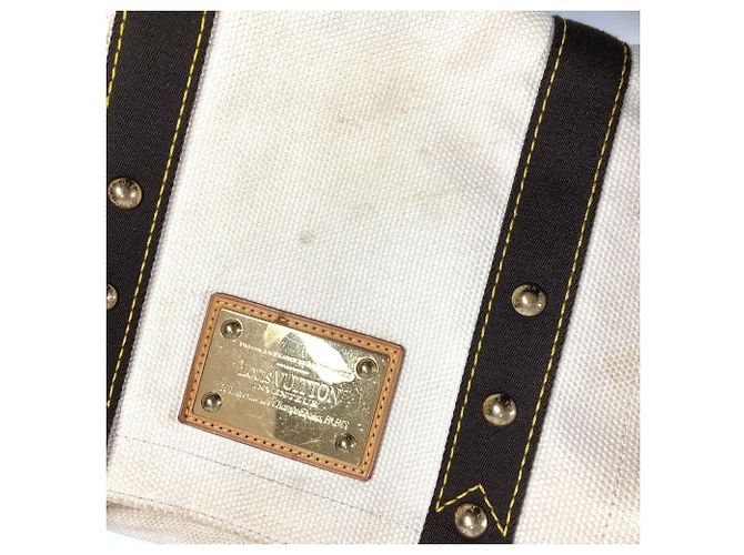 Borsa Messenger PM Antigua Buzas Louis Vuitton Bianco Crudo - vista 16