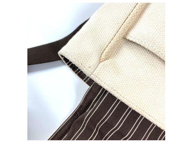 Borsa Messenger PM Antigua Buzas Louis Vuitton Bianco Crudo - vista 17