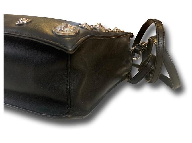 Borsa a spalla Versus Versace nera decorata con borchie a forma di testa di leone Nero - vista 11