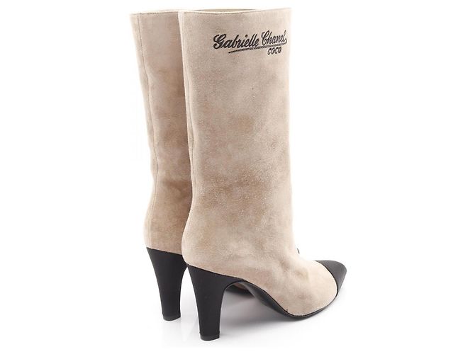 Timeless Chanel Coco Mark Wildleder-Stiefel Schwarz Beige - Ansicht 2