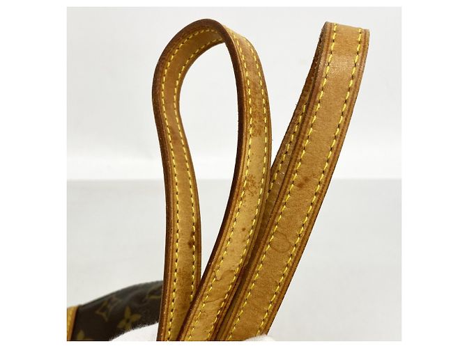 Louis Vuitton Monogram Coussin GM Shoulder Bag Brown - view 7