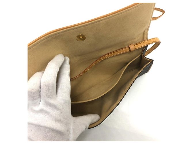 Borsa Pochette Twin GM Monogramma Louis Vuitton Marrone - vista 9