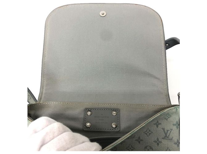 Borsa a tracolla Louis Vuitton Monogram Mini Musette Contes de Fées Blu Giallo Monogramma - vista 15