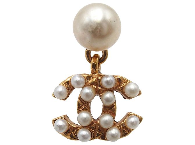 Orecchini a goccia in perla finta dorata CC di Chanel placcati in oro D'oro - vista 3