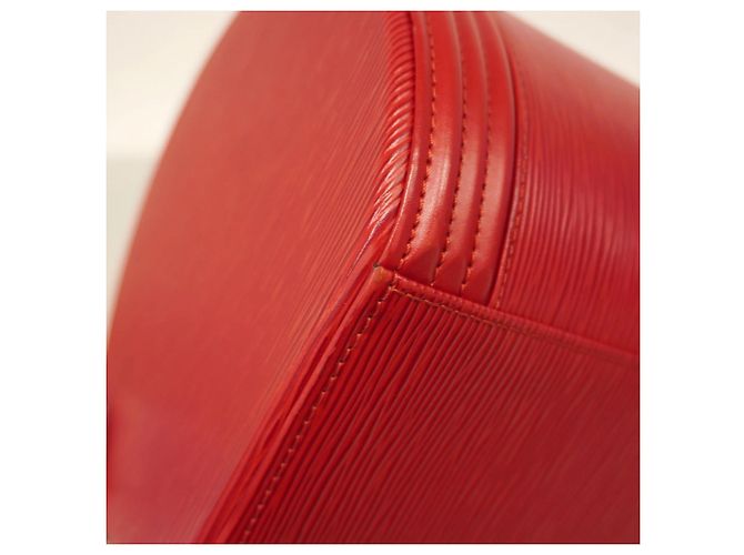 Louis Vuitton Epi Cannes Handbag M48037 Red - view 6