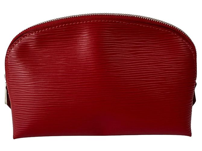 Pochette de cuero Epi Louis Vuitton en rojo castellano - vista 2