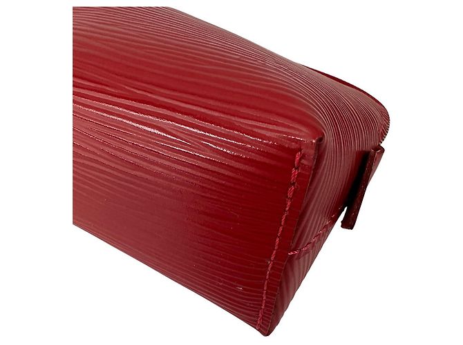 Pochette de cuero Epi Louis Vuitton en rojo castellano - vista 5