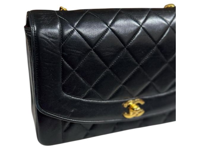 Borsa a Spalla Chanel Diana Matelassé Nero - vista 11