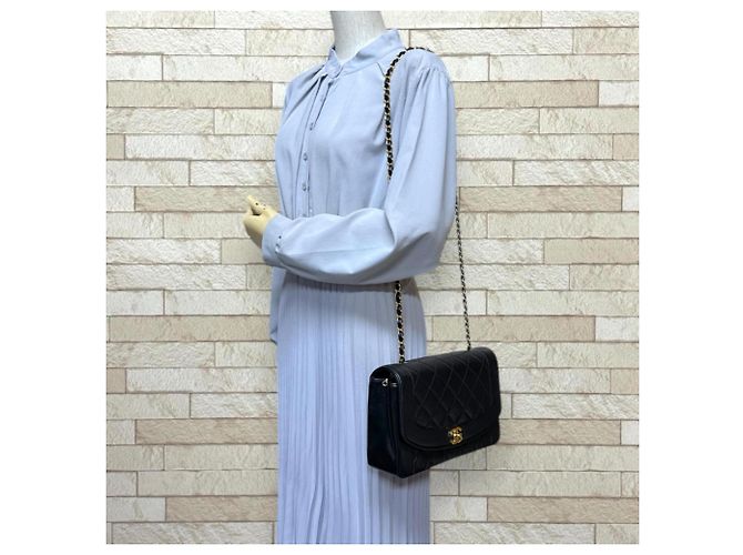Borsa a Spalla Chanel Diana Matelassé Nero - vista 2