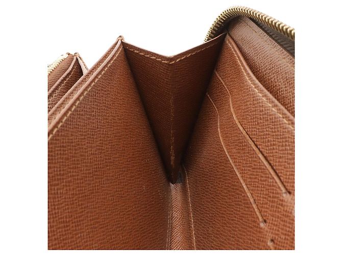 Louis Vuitton Monogram Zippy Wallet Brown - view 7