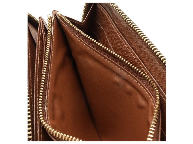 Louis Vuitton Monogram Zippy Wallet Brown - view 9