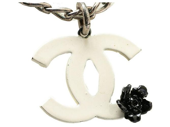 Timeless Collana Camelia Marchio Coco di Chanel Argento - vista 2