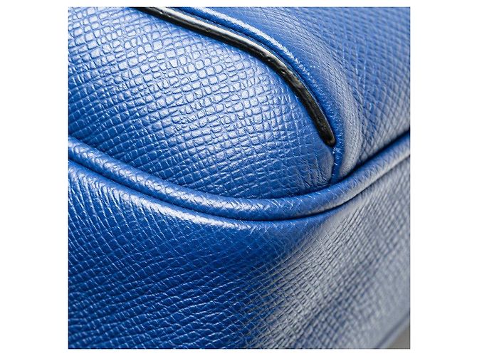 Borsa a vita in pelle Taiga Louis Vuitton Nero Blu - vista 4