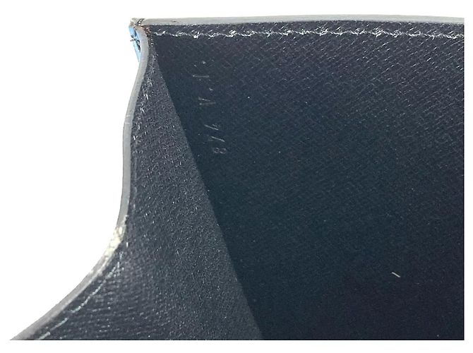 Clutch Flap Montaigne Epi Louis Vuitton Blu - vista 18