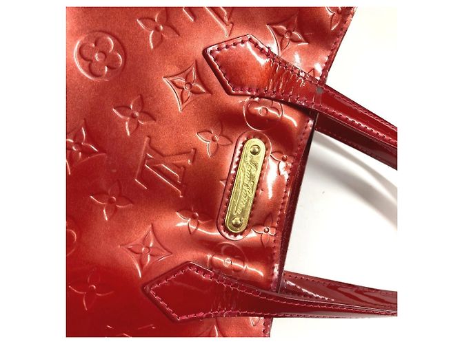 Borsa Louis Vuitton Monogram Vernis Wilshire PM Rosso - vista 11