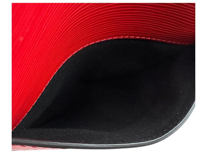 Borsa a Spalla in Pelle Epi Louis Vuitton Rosso - vista 11