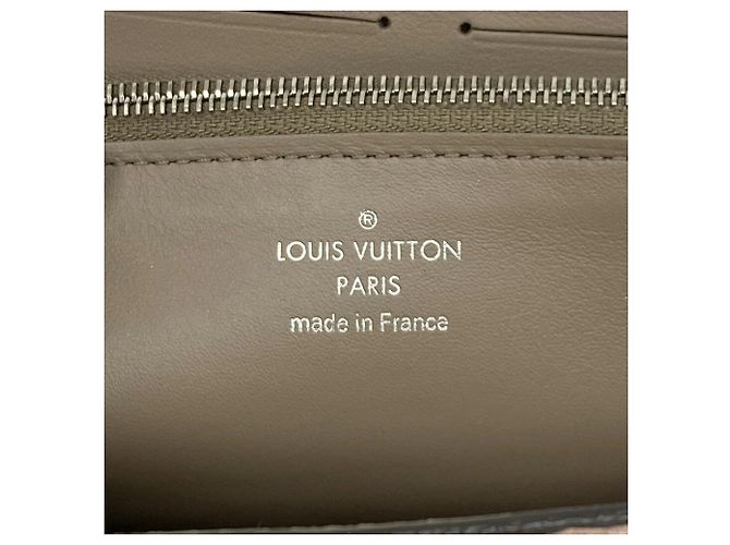 Cartera Larga Capucines Louis Vuitton - vista 4