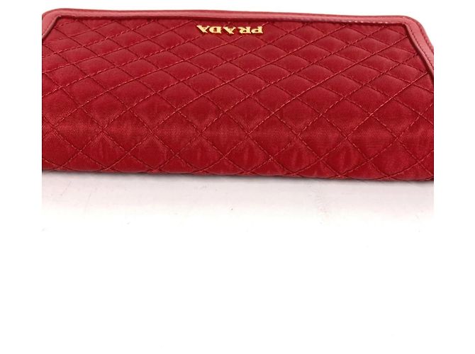 Saffiano Cartera de cadena acolchada Prada en rojo Roja - vista 8