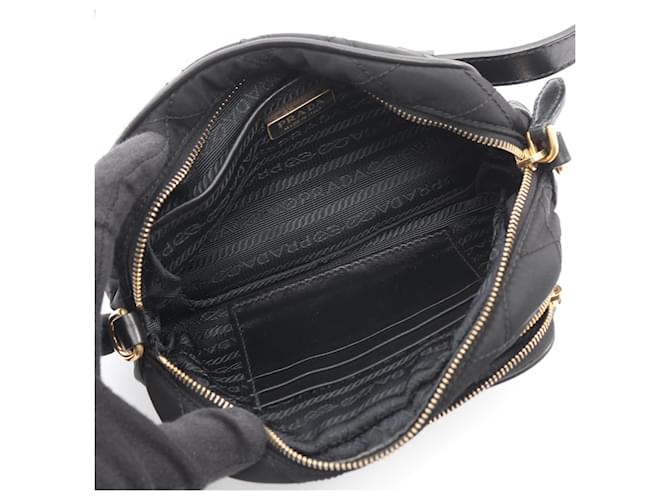 Marsupio nero Prada da donna - vista 3