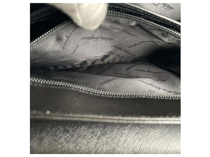 Borsa a mano/spalla in pelle nera Salvatore Ferragamo Nero - vista 10