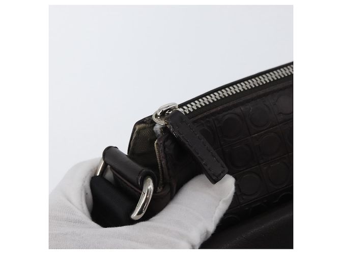 Borsa a Spalla Salvatore Ferragamo in Pelle Nera Oro Auth BA11653 Nero D'oro - vista 14