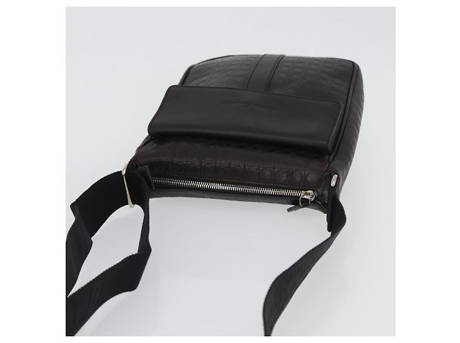 Borsa a Spalla Salvatore Ferragamo in Pelle Nera Oro Auth BA11653 Nero D'oro - vista 6