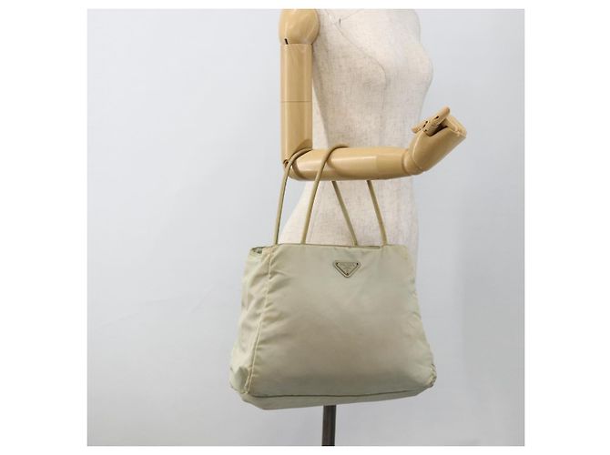 PRADA Tote Bag Nylon Beige Silber Auth AMZ381 - Ansicht 25