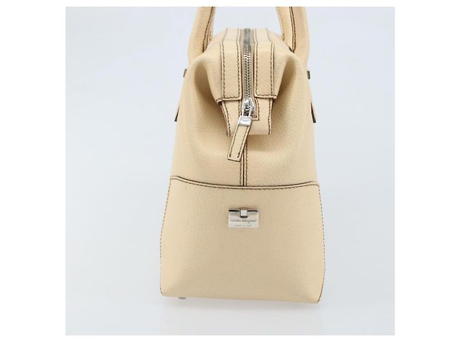 Borsa a mano Salvatore Ferragamo in pelle beige argento Auth bs34125 - vista 5
