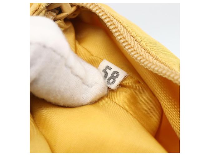 PRADA Bolsa Pouch de Nylon Amarillo Plata Auth AMZ450 - vista 21