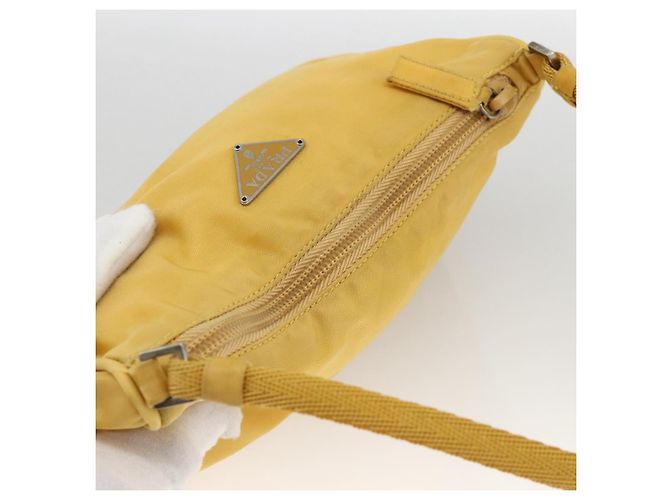PRADA Bolsa Pouch de Nylon Amarillo Plata Auth AMZ450 - vista 6
