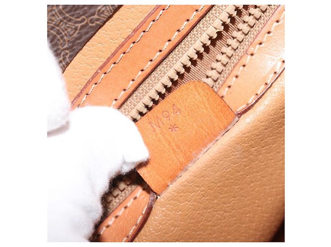 Céline Borsa a mano in tela Macadam CELINE in pelle PVC marrone e oro Auth YKZ531A D'oro - vista 22