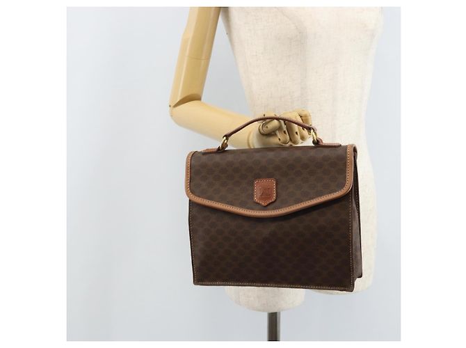 Céline Borsa a mano in tela Macadam CELINE in pelle PVC marrone e oro Auth YKZ531A D'oro - vista 23