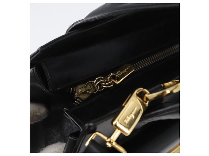 Borsa a mano in pelle Gancini Salvatore Ferragamo 2 in 1 Nero Oro Auth ARZ417 - vista 17