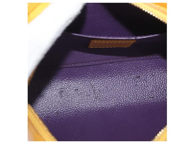 LOUIS VUITTON Poche Dauphine PM Epi Amarelo M48449 LV Auth ep13951 - vista 14