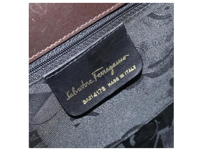 Borsa a mano Vala in pelle marrone e oro Salvatore Ferragamo Auth gh1974 D'oro - vista 15