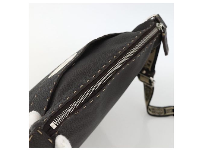FENDI Schultertasche aus Leder Braun Silber Authentisch ka3356A - Ansicht 6