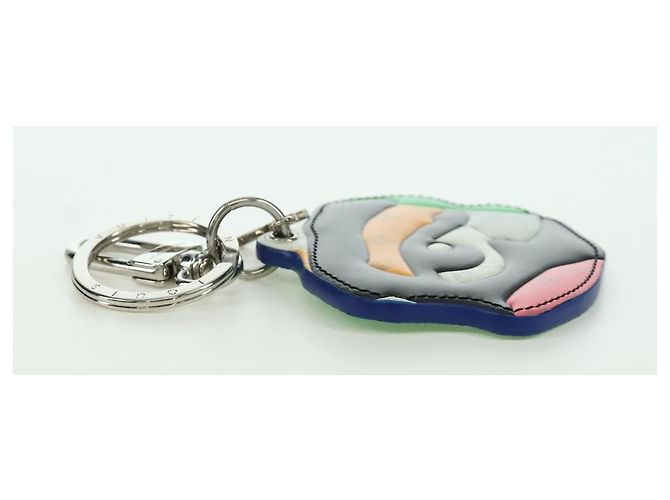 LOUIS VUITTON Monogram LV Portrait Charm M01402 LV Auth AMZ114SM Monogramma - vista 14