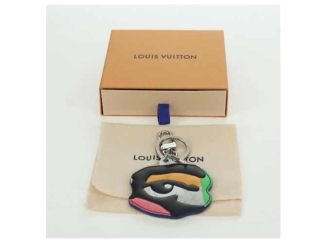 LOUIS VUITTON Monogram LV Portrait Charm M01402 LV Auth AMZ114SM Monogramma - vista 19
