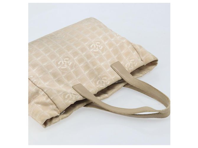 CHANEL Nuova Borsa Tote da Viaggio Nylon Beige Oro CC Auth ti3789 D'oro - vista 6