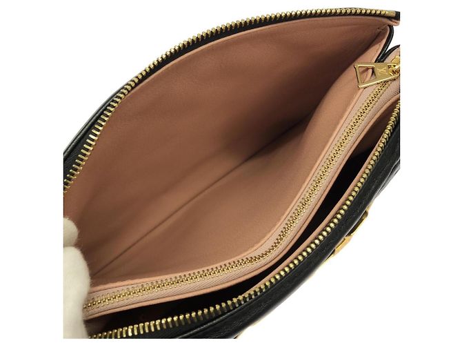 Borsa a Spalla Coussin PM Louis Vuitton Nero - vista 8