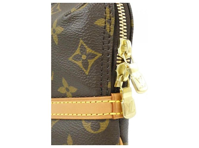 Borsa a Spalla Louis Vuitton Monogram Coussin GM M51141 Marrone - vista 6