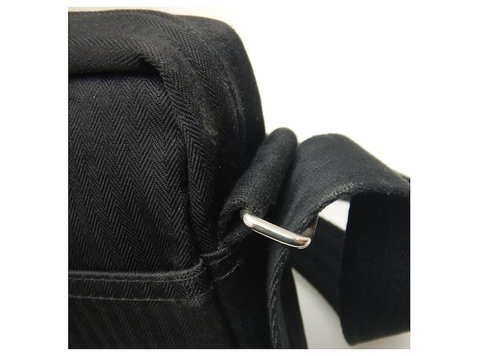 Borsa a Spalla PM Acapulco di Hermès Nero - vista 14
