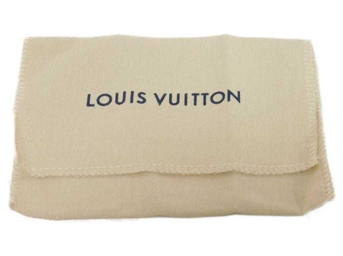 Louis Vuitton Monogram Eclipse Key Case Black - view 11