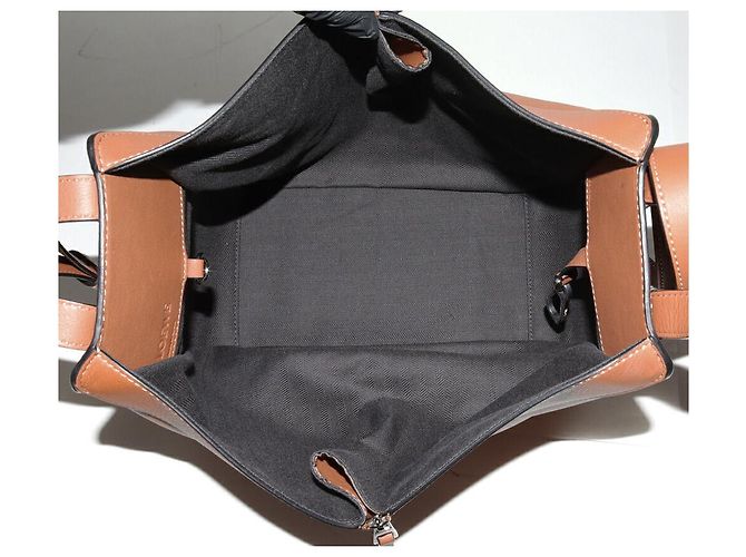 Borsa Hammock 2way in vitello classico Loewe 387.30.S35 Marrone Beige - vista 5