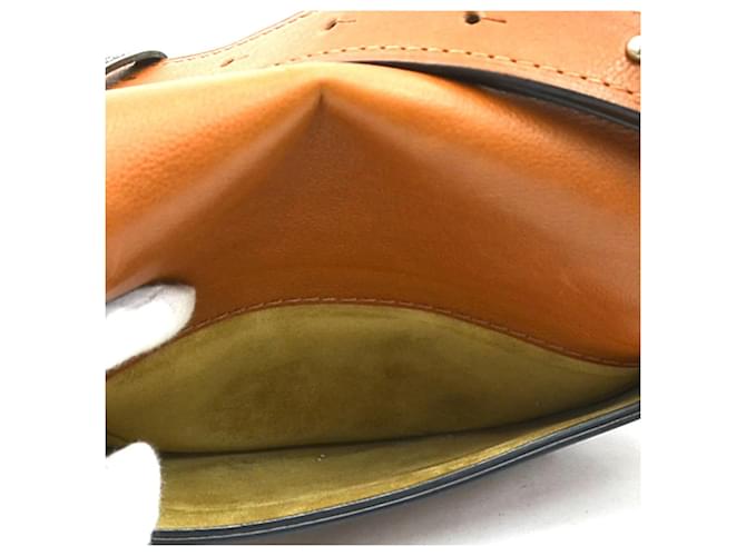Borsa a Spalla in Pelle Loewe Marrone - vista 13