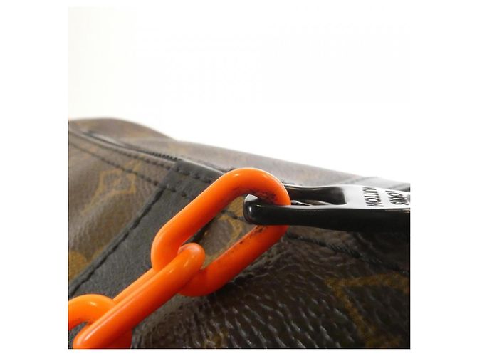 Borsa a Spalla Mini Polochon Monogram Solar Ray di Louis Vuitton Marrone - vista 7