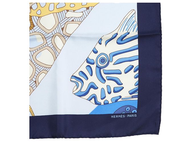 Hermès Carré 90 Grands Fonds Detalhe 2001 Cachecol de Seda Twill Azul Hermes Box Azul marinho - vista 3